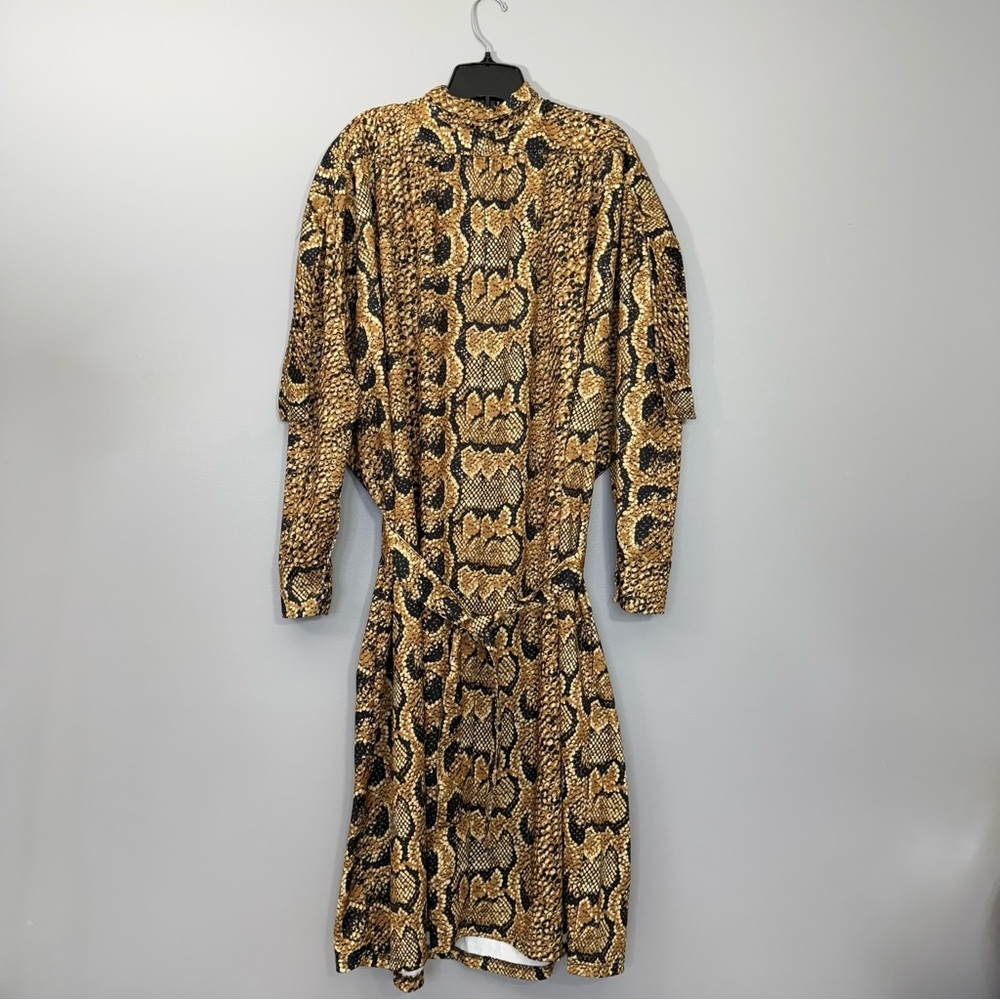 KATE HEWKO Leopard Print Dress size Medium oversized - Picture 4 of 12